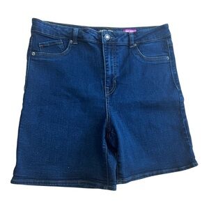 Faith Jeans Mid Rise denim Shorts Size 12 Women NWOT